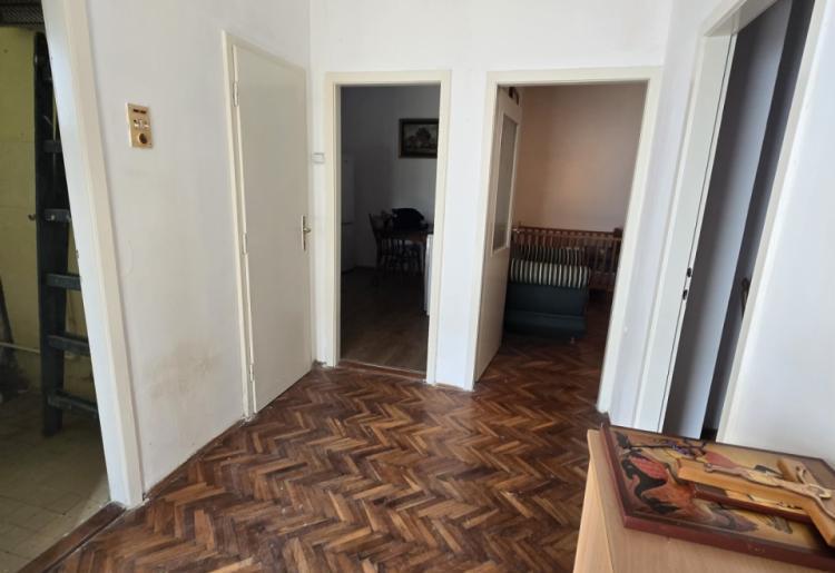 KUĆA, SOMBOR, šifra oglasa: 972.