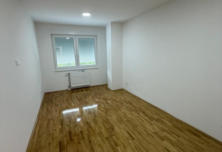IZDAVANJE, STAN, SOMBOR, šifra oglasa: 978. 
