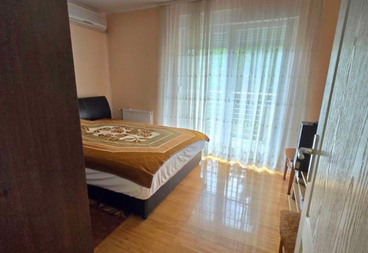 STAN, Sombor, sifra oglasa: 819.