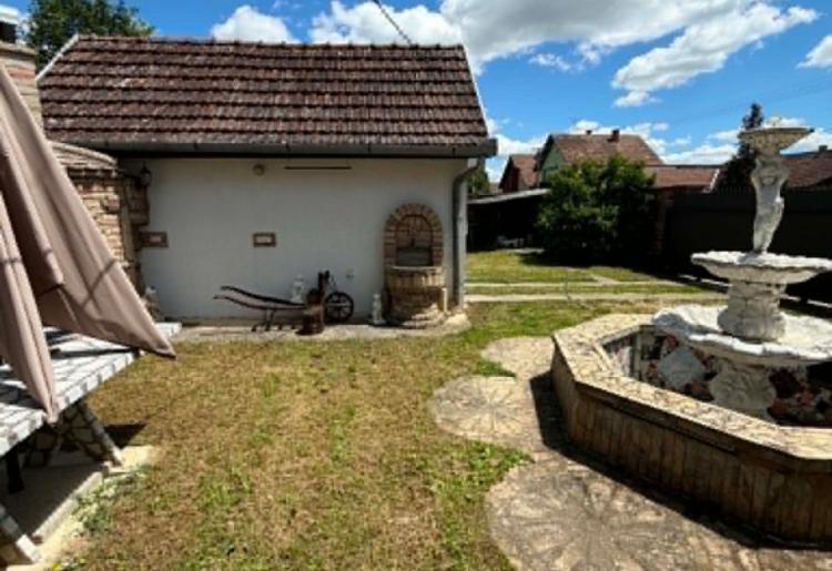 KUĆA, SOMBOR, šifra oglasa: 984.