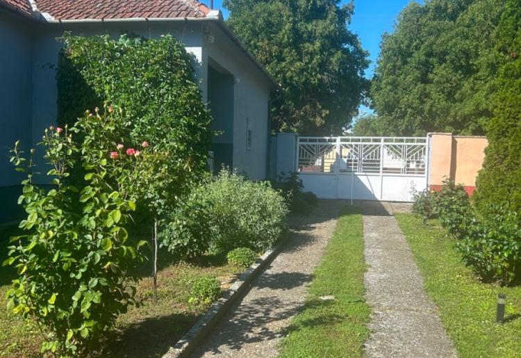 KUĆA, ALEKSA ŠANTIĆ, šifra oglasa: 922.