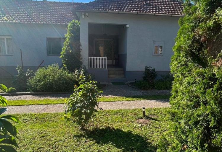KUĆA, ALEKSA ŠANTIĆ, šifra oglasa: 922.