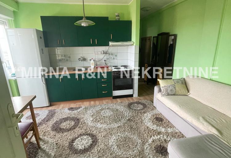 IZDAVANJE, STAN, SOMBOR, šifra oglasa: 228. 