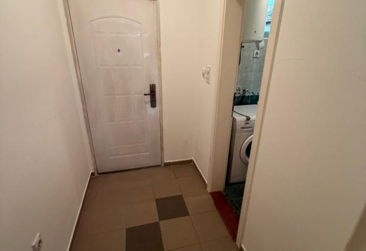 IZDAVANJE, STAN, SOMBOR, šifra oglasa: 895. 