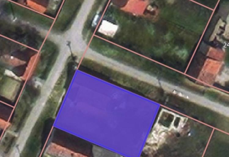 PRODAJA PLACA, SIVAC, šifra oglasa: 992.