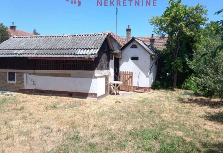 KUĆA, SOMBOR, šifra oglasa: 1001.