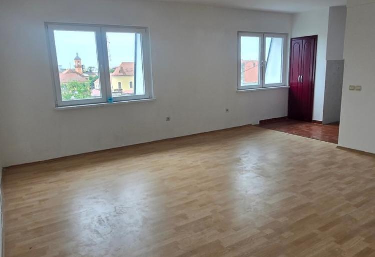 STAN, Sombor, sifra oglasa: 1006.