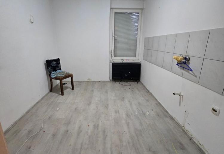 KUĆA, SOMBOR, šifra oglasa: 1017.