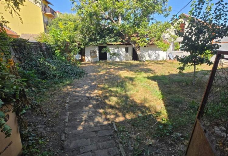 KUĆA, SOMBOR, šifra oglasa: 1017.