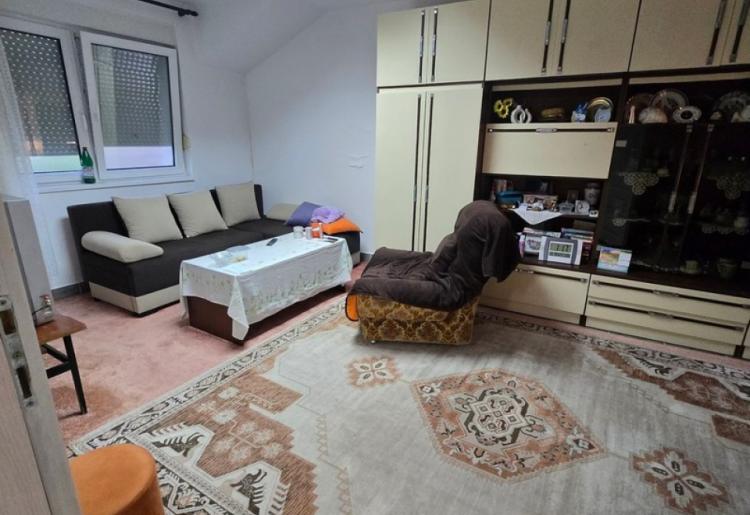 KUĆA, SOMBOR, šifra oglasa: 1022.
