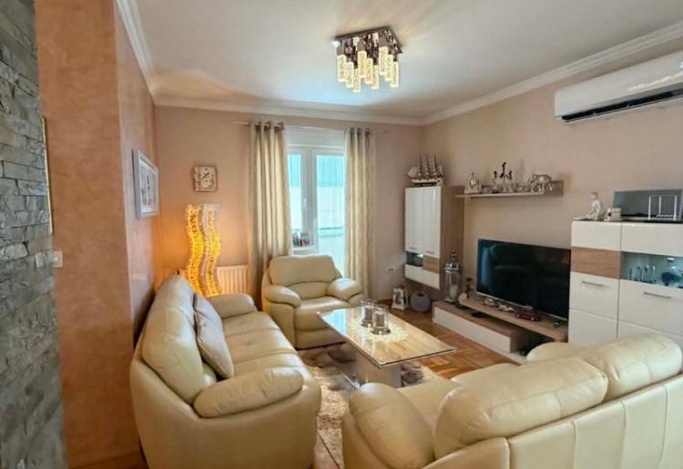 STAN, DUPLEX, Sombor, sifra oglasa: 1025.