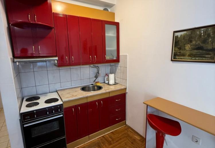 IZDAVANJE, STAN, SOMBOR, šifra oglasa: 869. 