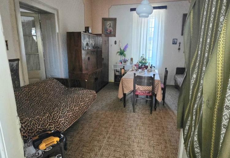 KUĆA, ČONOPLJA , šifra oglasa: 957. 