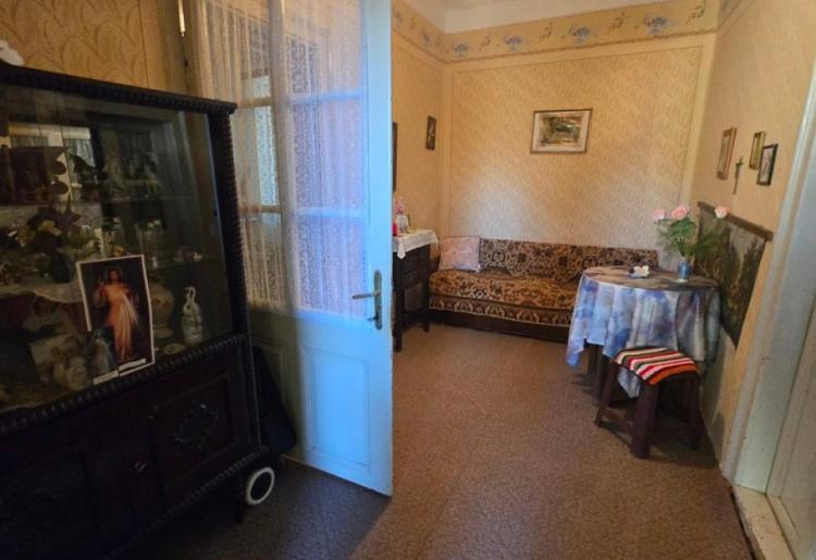 KUĆA, ČONOPLJA , šifra oglasa: 957. 