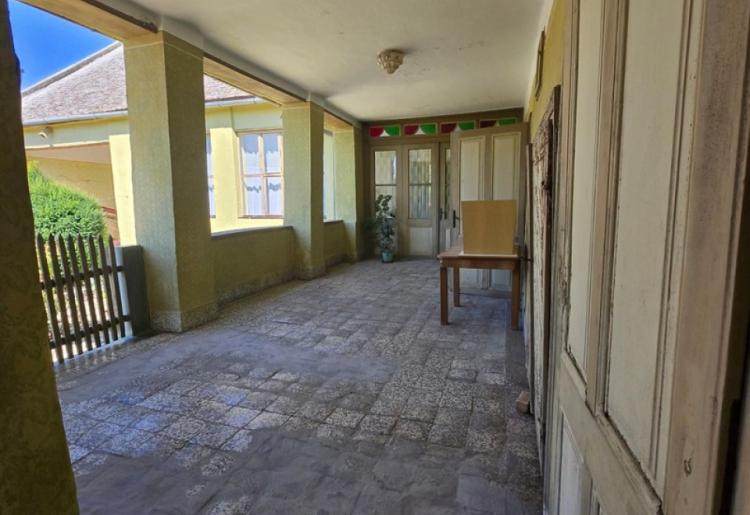KUĆA, ČONOPLJA , šifra oglasa: 957. 