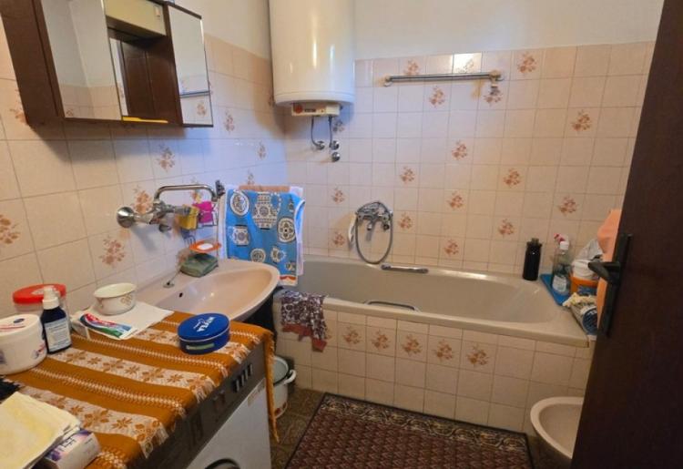 KUĆA, ČONOPLJA , šifra oglasa: 957. 