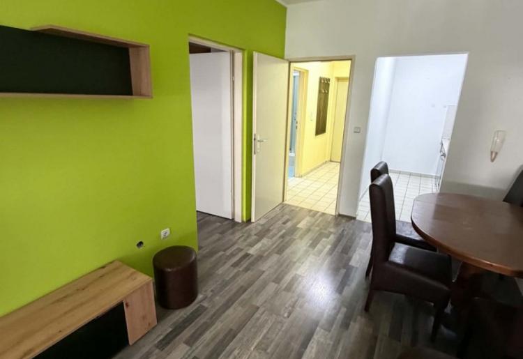 IZDAVANJE, STAN, SOMBOR, šifra oglasa: 933. 