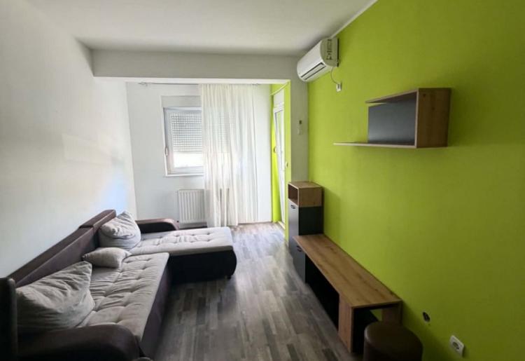 IZDAVANJE, STAN, SOMBOR, šifra oglasa: 933. 