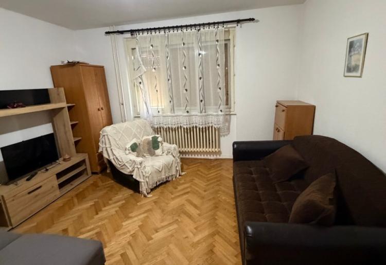 IZDAVANJE, STAN, SOMBOR, šifra oglasa: 986. 