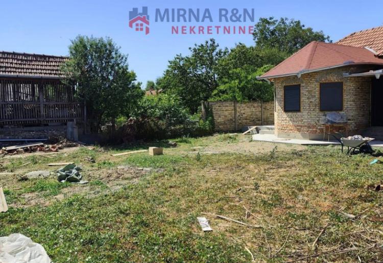 KUĆA, SOMBOR, šifra oglasa: 1031.