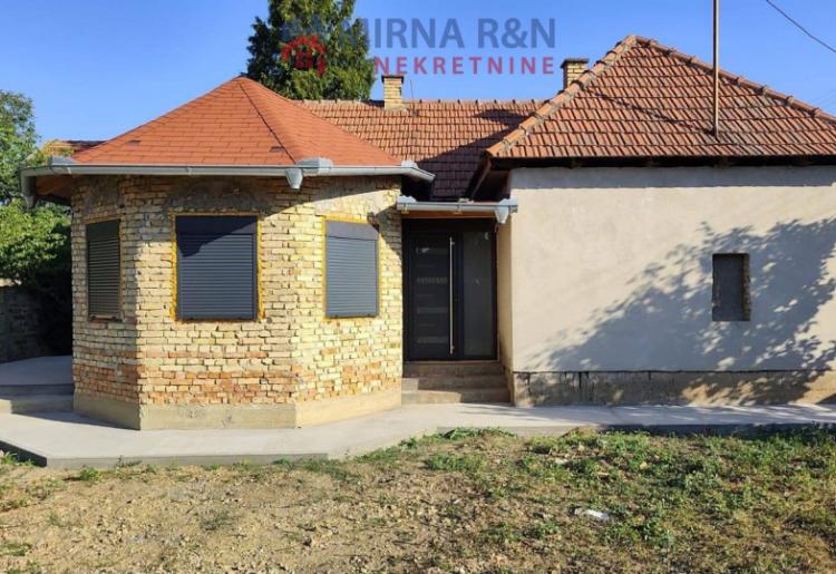KUĆA, SOMBOR, šifra oglasa: 1031.