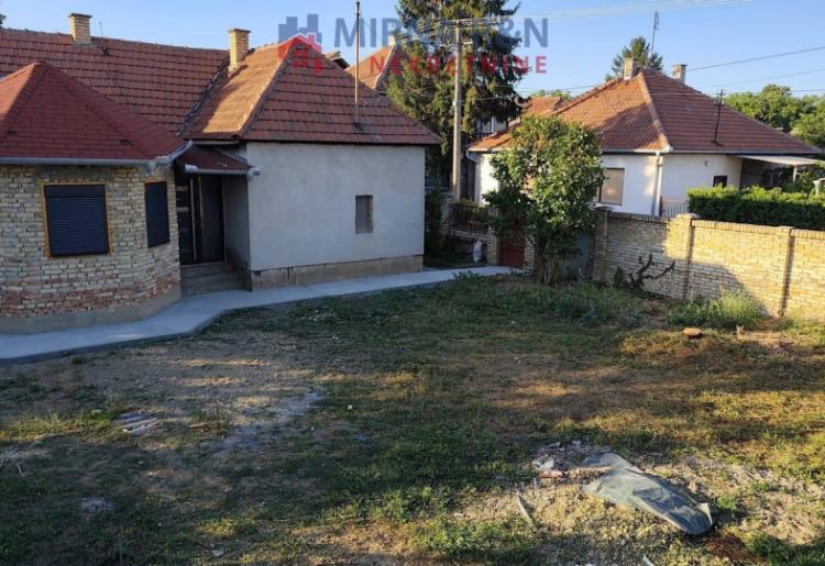 KUĆA, SOMBOR, šifra oglasa: 1031.