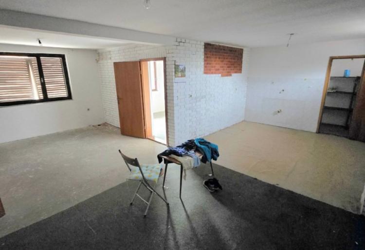 KUĆA, SOMBOR, šifra oglasa: 1033.