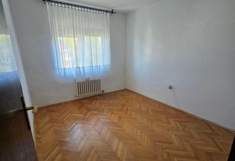 STAN, Sombor, sifra oglasa: 1036.