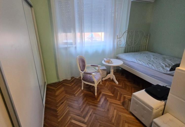 KUĆA, SOMBOR, šifra oglasa: 1038.