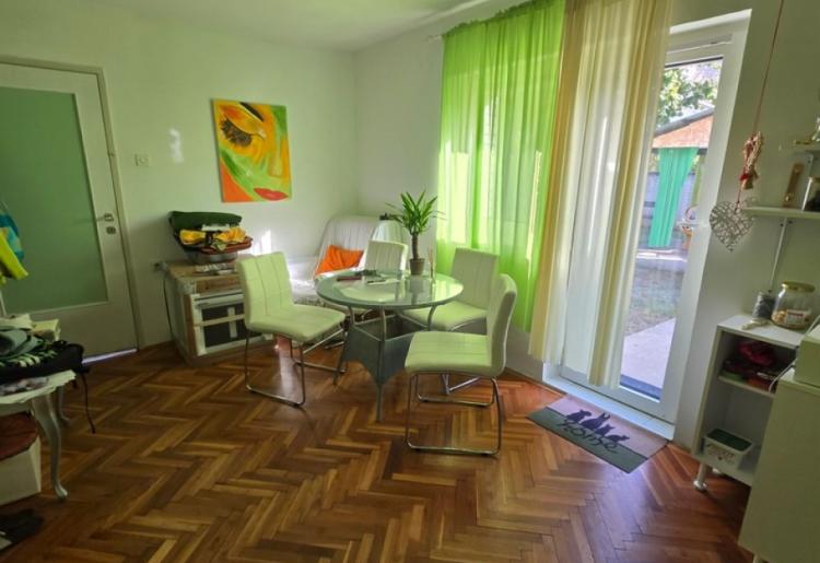 KUĆA, SOMBOR, šifra oglasa: 1038.