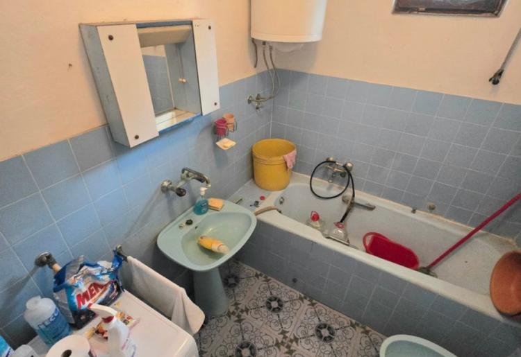 KUĆA, APATIN, šifra oglasa: 1034.