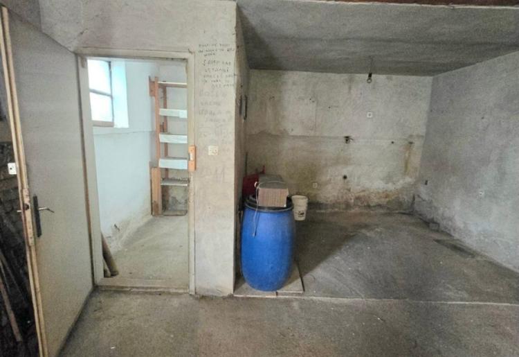 KUĆA, APATIN, šifra oglasa: 1034.
