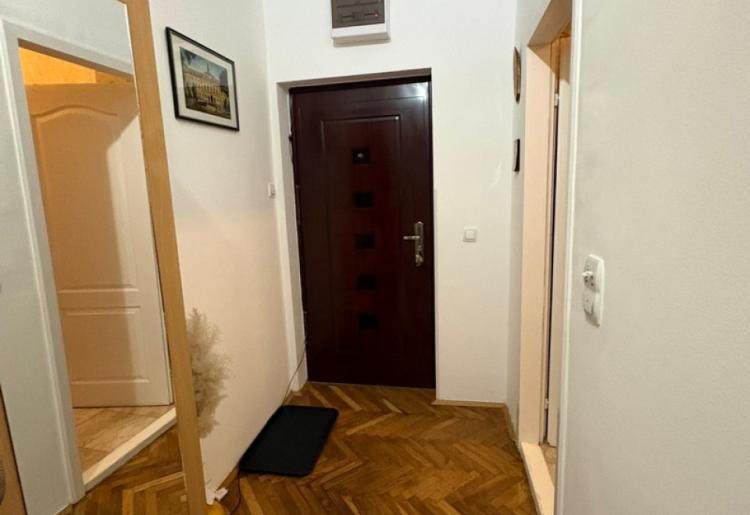 STAN, Sombor, sifra oglasa: 1048.