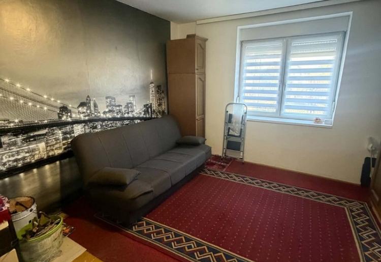 KUĆA, SOMBOR, šifra oglasa: 1049.