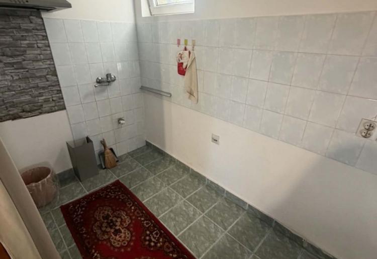 KUĆA, SOMBOR, šifra oglasa: 1049.