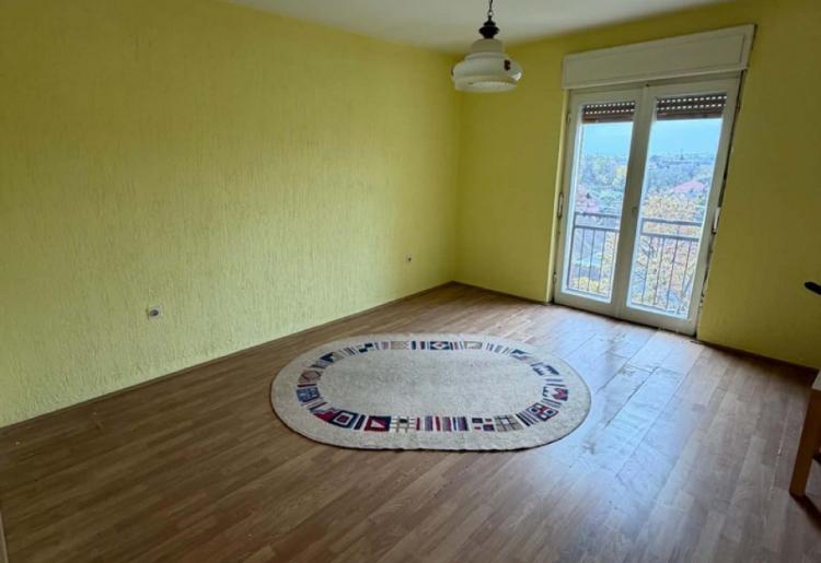 STAN, Apatin, sifra oglasa: 1050.