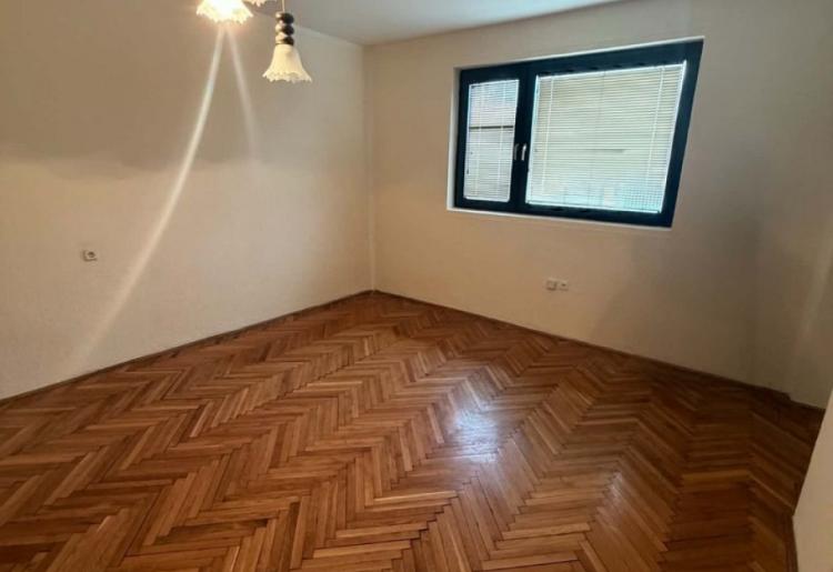 KUĆA, SOMBOR, šifra oglasa: 1051.