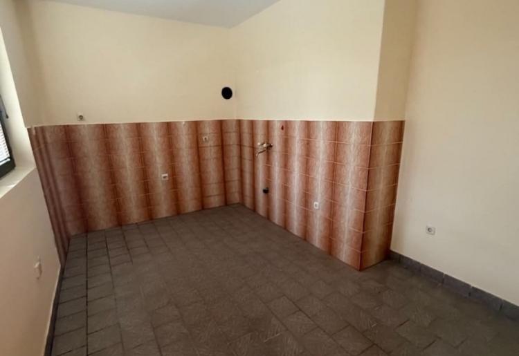 KUĆA, SOMBOR, šifra oglasa: 1051.