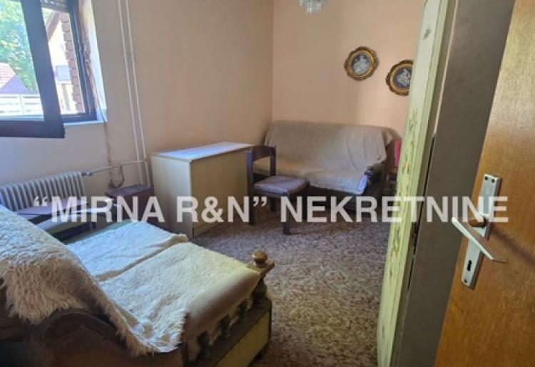 Porodična kuća blizu centra