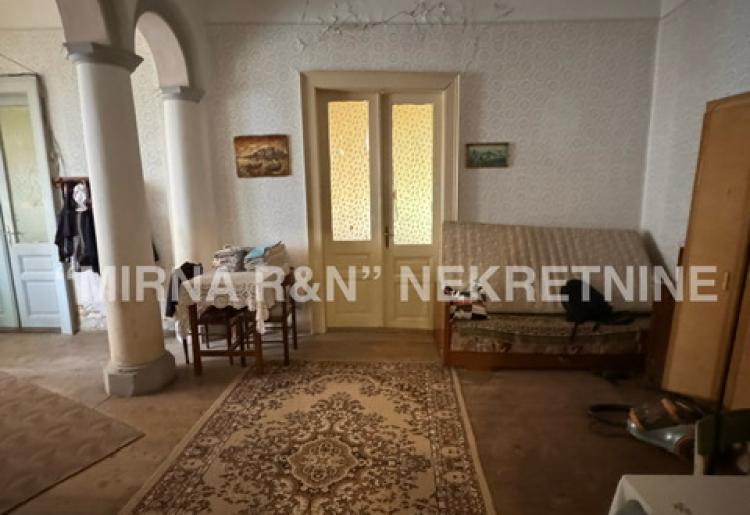 694. Na prodaju kuća u Stanišiću