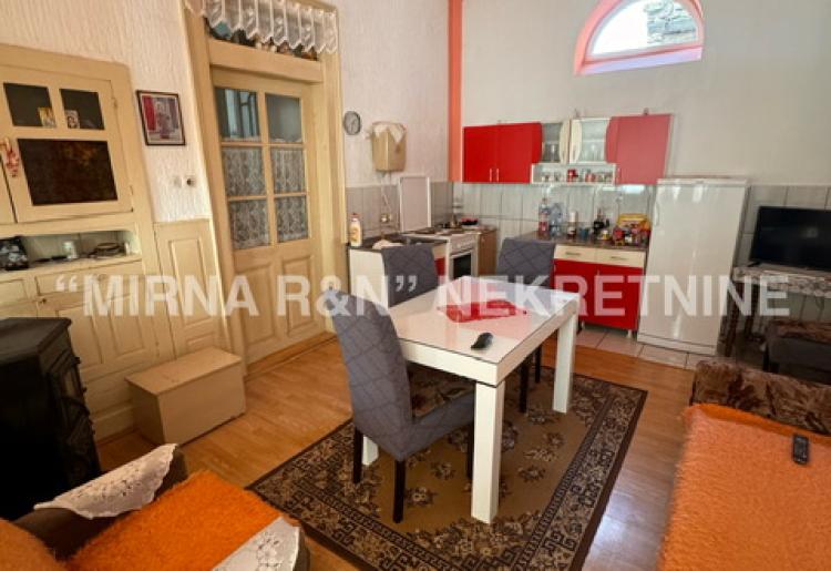 694. Na prodaju kuća u Stanišiću