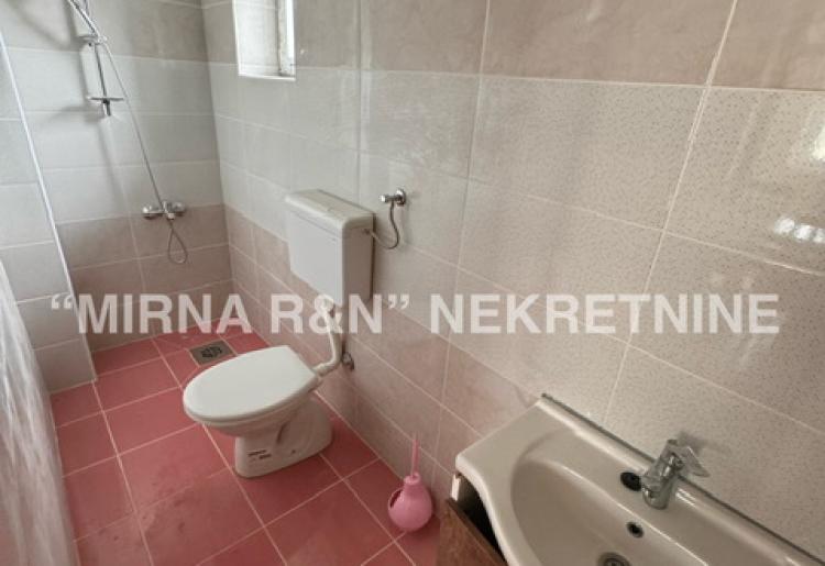 662. Na prodaju kuća u Apatinu