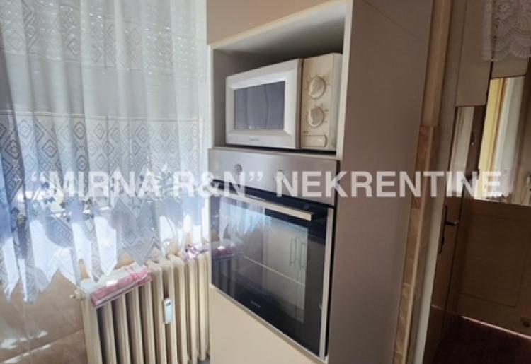 503. Na prodaju DVOSOBAN stan