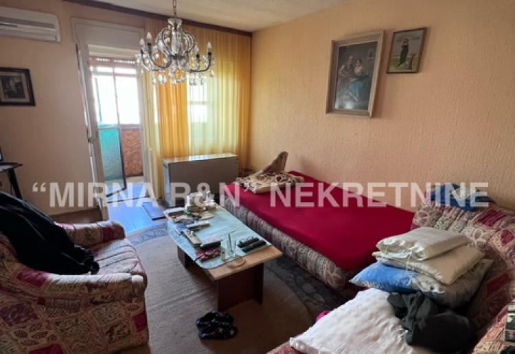 524. Na prodaju DVOSOBAN stan u Apatinu
