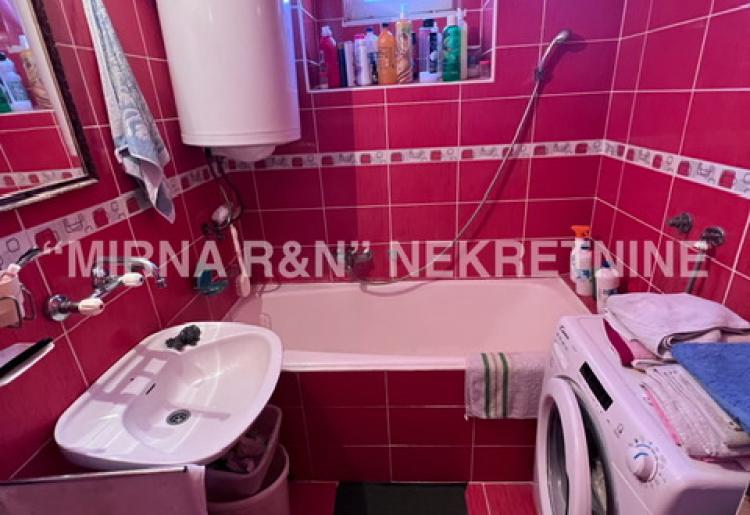 524. Na prodaju DVOSOBAN stan u Apatinu